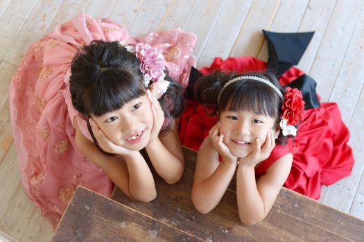 姉妹撮影　ドレス　赤いドレス