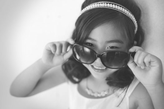 サングラス　白黒ドレス　奈良市　お誕生日　7歳