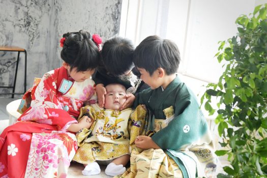奈良市　生駒市　帝塚山　富雄　木津川市　精華町　登美ヶ丘　スタジオレンジ 写真館　フォトスタジオ　写真 春日大社　生駒大社　菅原天満宮　帯解寺　率川神社（いさがわじんじゃ） マタニティ　ニューボーン　バースデー　七五三