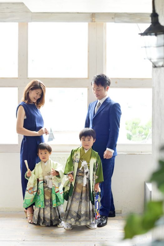 奈良市　生駒市　帝塚山　富雄　木津川市　精華町　登美ヶ丘　スタジオレンジ 写真館　フォトスタジオ　写真 春日大社　生駒大社　菅原天満宮　帯解寺　率川神社（いさがわじんじゃ）　七五三　入学入園卒業卒園　お誕生日　バースデーフォト 　1歳　家族撮影　ファミリーフォト　兄弟撮影　結婚記念日　ウェディングフォト　結婚式　前撮り　後撮り