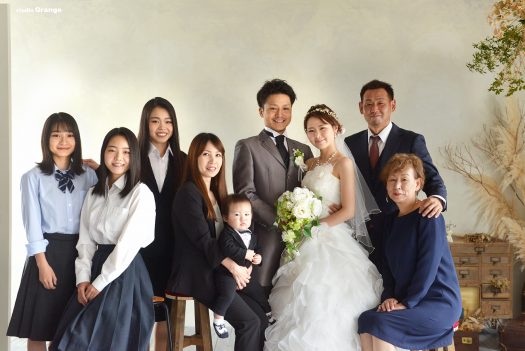 婚礼写真　フォトウェディング　ウェディングフォト　ウェディングドレス　カラードレス　家族撮影　家族写真