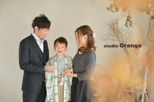 フォトスタジオ　写真館　七五三　和装　袴　帯　被布　姉妹写し　兄弟写し　兄妹写し　姉弟写し　家族写し　奈良市　学園前　生駒　大和郡山市　精華町　木津川市　春日大社　帯解寺　菅原天満宮　生駒大社　率川神社