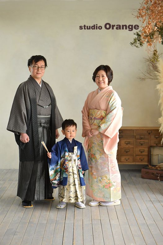 フォトスタジオ　写真館　七五三　和装　袴　帯　被布　姉妹写し　兄弟写し　兄妹写し　姉弟写し　奈良市　学園前　生駒　大和郡山市　精華町　木津川市　春日大社　帯解寺　菅原天満宮　生駒大社　率川神社