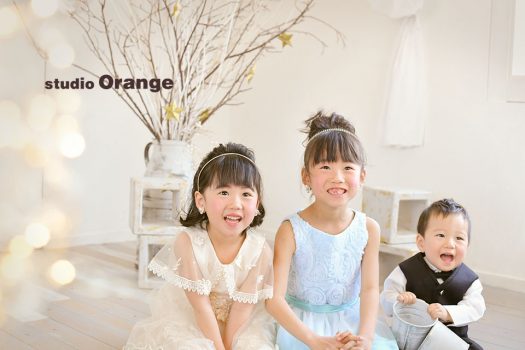 フォトスタジオ　写真館　バースデー　お誕生日　洋装　スーツ　ドレス　私服　１人写し　兄弟写し　姉妹写し　兄妹写し　姉弟写し　奈良市　学園前　生駒　大和郡山市　精華町　木津川市