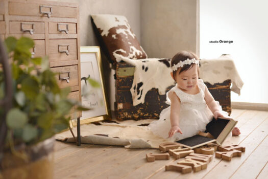 奈良県　奈良市　写真　写真館　オレンジ　スタジオ　スタジオオレンジ　フォト　フォトスタジオ　Photo 子供　大人　バースデー　お宮参り　赤ちゃん　七五三　成人式　入学　卒業　ブライダル　結婚式　写真だけの結婚式　フォトウェディング　ウェディング　袴　振袖　ドレス　打掛　白無垢　色打掛　　