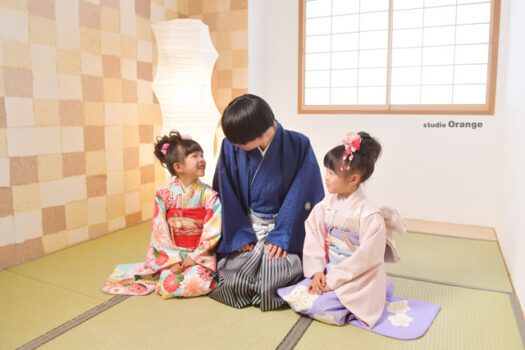 奈良県　奈良市　写真　写真館　オレンジ　スタジオ　スタジオオレンジ　フォト　フォトスタジオ　Photo 子供　大人　バースデー　お宮参り　赤ちゃん　七五三　成人式　入学　卒業　ブライダル　結婚式　写真だけの結婚式　フォトウェディング　ウェディング　袴　振袖　ドレス　打掛　白無垢　色打掛　　
