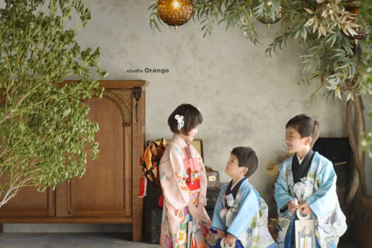 奈良県　奈良市　写真　写真館　オレンジ　スタジオ　スタジオオレンジ　フォト　フォトスタジオ　Photo 子供　大人　バースデー　お宮参り　赤ちゃん　七五三　成人式　入学　卒業　ブライダル　結婚式　写真だけの結婚式　フォトウェディング　ウェディング　袴　振袖　ドレス　打掛　白無垢　色打掛　　