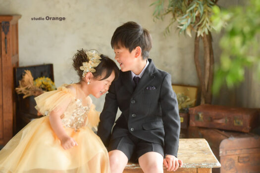 奈良県　奈良市　写真　写真館　オレンジ　スタジオ　スタジオオレンジ　フォト　フォトスタジオ　Photo 子供　大人　バースデー　お宮参り　赤ちゃん　七五三　成人式　入学　卒業　ブライダル　結婚式　写真だけの結婚式　フォトウェディング　ウェディング　袴　振袖　ドレス　打掛　白無垢　色打掛　　