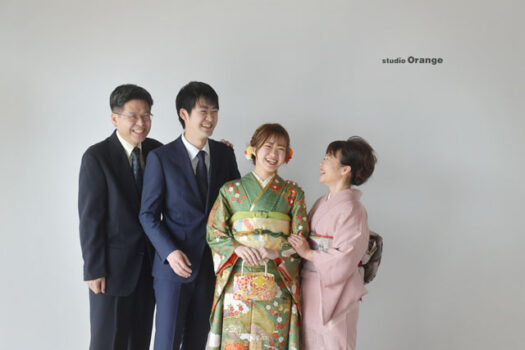 奈良県　奈良市　写真　写真館　オレンジ　スタジオ　スタジオオレンジ　フォト　フォトスタジオ　Photo 子供　大人　バースデー　お宮参り　赤ちゃん　七五三　成人式　入学　卒業　ブライダル　結婚式　写真だけの結婚式　フォトウェディング　ウェディング　袴　振袖　ドレス　打掛　白無垢　色打掛　　