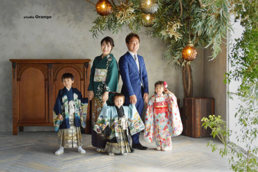 奈良県　奈良市　写真　写真館　オレンジ　スタジオ　スタジオオレンジ　フォト　フォトスタジオ　Photo 子供　大人　バースデー　お宮参り　赤ちゃん　七五三　成人式　入学　卒業　ブライダル　結婚式　写真だけの結婚式　フォトウェディング　ウェディング　袴　振袖　ドレス　打掛　白無垢　色打掛　　