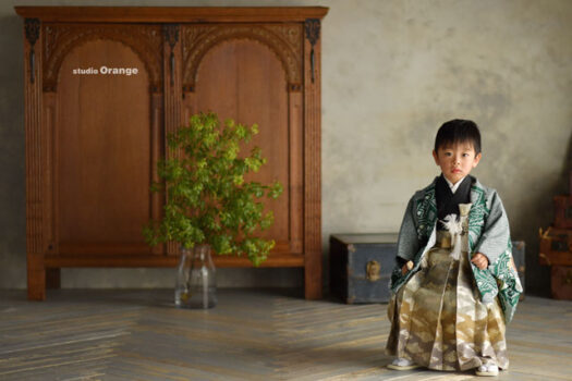 奈良県　奈良市　写真　写真館　オレンジ　スタジオ　スタジオオレンジ　フォト　フォトスタジオ　Photo 子供　大人　バースデー　お宮参り　赤ちゃん　七五三　成人式　入学　卒業　ブライダル　結婚式　写真だけの結婚式　フォトウェディング　ウェディング　袴　振袖　ドレス　打掛　白無垢　色打掛　　