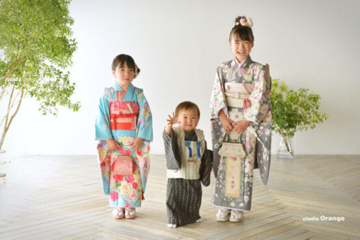 奈良県　奈良市　写真　写真館　オレンジ　スタジオ　スタジオオレンジ　フォト　フォトスタジオ　Photo 子供　大人　バースデー　お宮参り　赤ちゃん　七五三　成人式　入学　卒業　ブライダル　結婚式　写真だけの結婚式　フォトウェディング　ウェディング　袴　振袖　ドレス　打掛　白無垢　色打掛　　