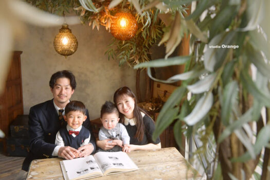 奈良県　奈良市　写真　写真館　オレンジ　スタジオ　スタジオオレンジ　フォト　フォトスタジオ　Photo 子供　大人　バースデー　お宮参り　赤ちゃん　七五三　成人式　入学　卒業　ブライダル　結婚式　写真だけの結婚式　フォトウェディング　ウェディング　袴　振袖　ドレス　打掛　白無垢　色打掛　　
