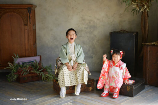 奈良県　奈良市　写真　写真館　オレンジ　スタジオ　スタジオオレンジ　フォト　フォトスタジオ　Photo 子供　大人　バースデー　お宮参り　赤ちゃん　七五三　成人式　入学　卒業　ブライダル　結婚式　写真だけの結婚式　フォトウェディング　ウェディング　袴　振袖　ドレス　打掛　白無垢　色打掛　　