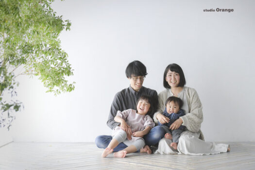 奈良県　奈良市　写真　写真館　オレンジ　スタジオ　スタジオオレンジ　フォト　フォトスタジオ　Photo 子供　大人　バースデー　お宮参り　赤ちゃん　七五三　成人式　入学　卒業　ブライダル　結婚式　写真だけの結婚式　フォトウェディング　ウェディング　袴　振袖　ドレス　打掛　白無垢　色打掛　　