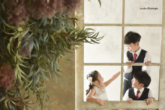奈良県　奈良市　写真　写真館　オレンジ　スタジオ　スタジオオレンジ　フォト　フォトスタジオ　Photo 子供　大人　バースデー　お宮参り　赤ちゃん　七五三　成人式　入学　卒業　ブライダル　結婚式　写真だけの結婚式　フォトウェディング　ウェディング　袴　振袖　ドレス　打掛　白無垢　色打掛　　