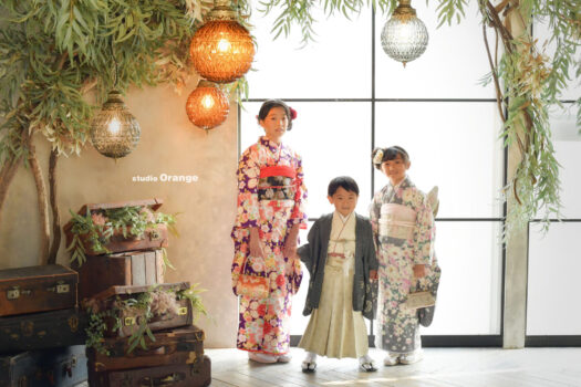 奈良県　奈良市　写真　写真館　オレンジ　スタジオ　スタジオオレンジ　フォト　フォトスタジオ　Photo 子供　大人　バースデー　お宮参り　赤ちゃん　七五三　成人式　入学　卒業　ブライダル　結婚式　写真だけの結婚式　フォトウェディング　ウェディング　袴　振袖　ドレス　打掛　白無垢　色打掛　　