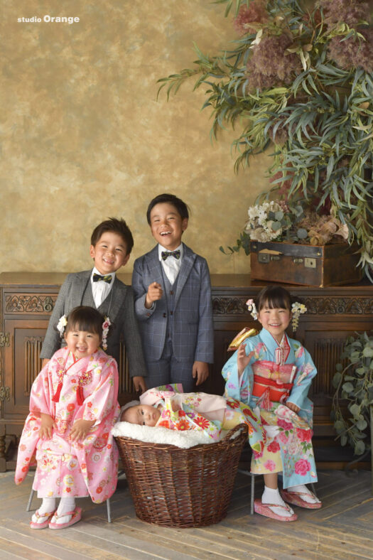 奈良県　奈良市　写真　写真館　オレンジ　スタジオ　スタジオオレンジ　フォト　フォトスタジオ　Photo 子供　大人　バースデー　お宮参り　赤ちゃん　七五三　成人式　入学　卒業　ブライダル　結婚式　写真だけの結婚式　フォトウェディング　ウェディング　袴　振袖　ドレス　打掛　白無垢　色打掛　　