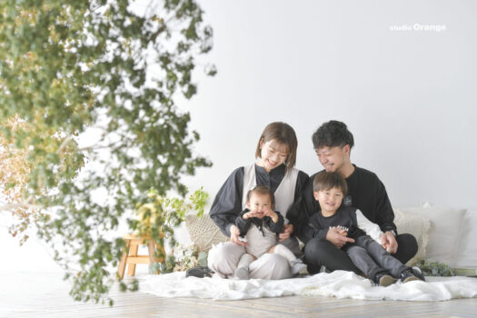 奈良県　奈良市　写真　写真館　オレンジ　スタジオ　スタジオオレンジ　フォト　フォトスタジオ　Photo 子供　大人　バースデー　お宮参り　赤ちゃん　七五三　成人式　入学　卒業　ブライダル　結婚式　写真だけの結婚式　フォトウェディング　ウェディング　袴　振袖　ドレス　打掛　白無垢　色打掛　　