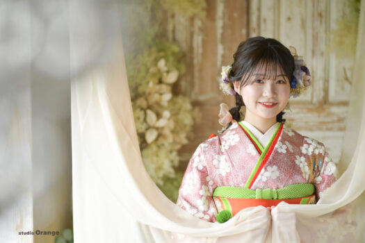 奈良県　奈良市　写真　写真館　オレンジ　スタジオ　スタジオオレンジ　フォト　フォトスタジオ　Photo 子供　大人　バースデー　お宮参り　赤ちゃん　七五三　成人式　入学　卒業　ブライダル　結婚式　写真だけの結婚式　フォトウェディング　ウェディング　袴　振袖　ドレス　打掛　白無垢　色打掛　　