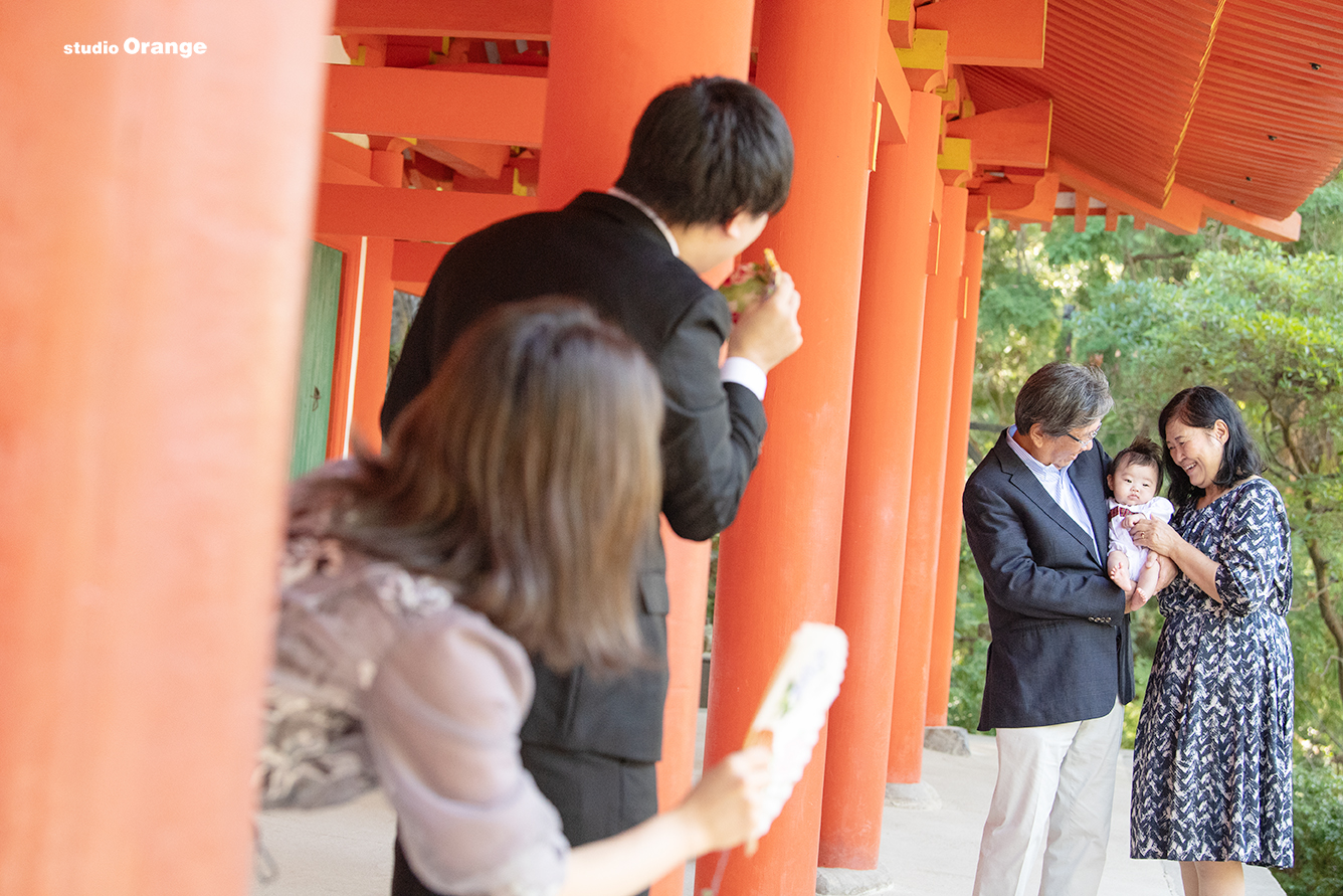 暑い日のお宮参り出張写真撮影におすすめアイテム（春日大社を添えて）