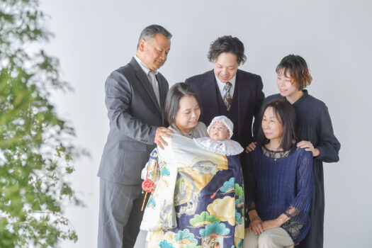 お宮参り写真　家族写真　祖父母と一緒