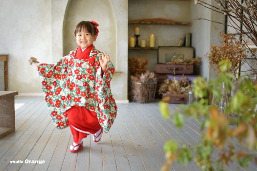 七五三　奈良市写真館　帯解寺　春日大社　3歳着物　赤い着物　参拝　着物