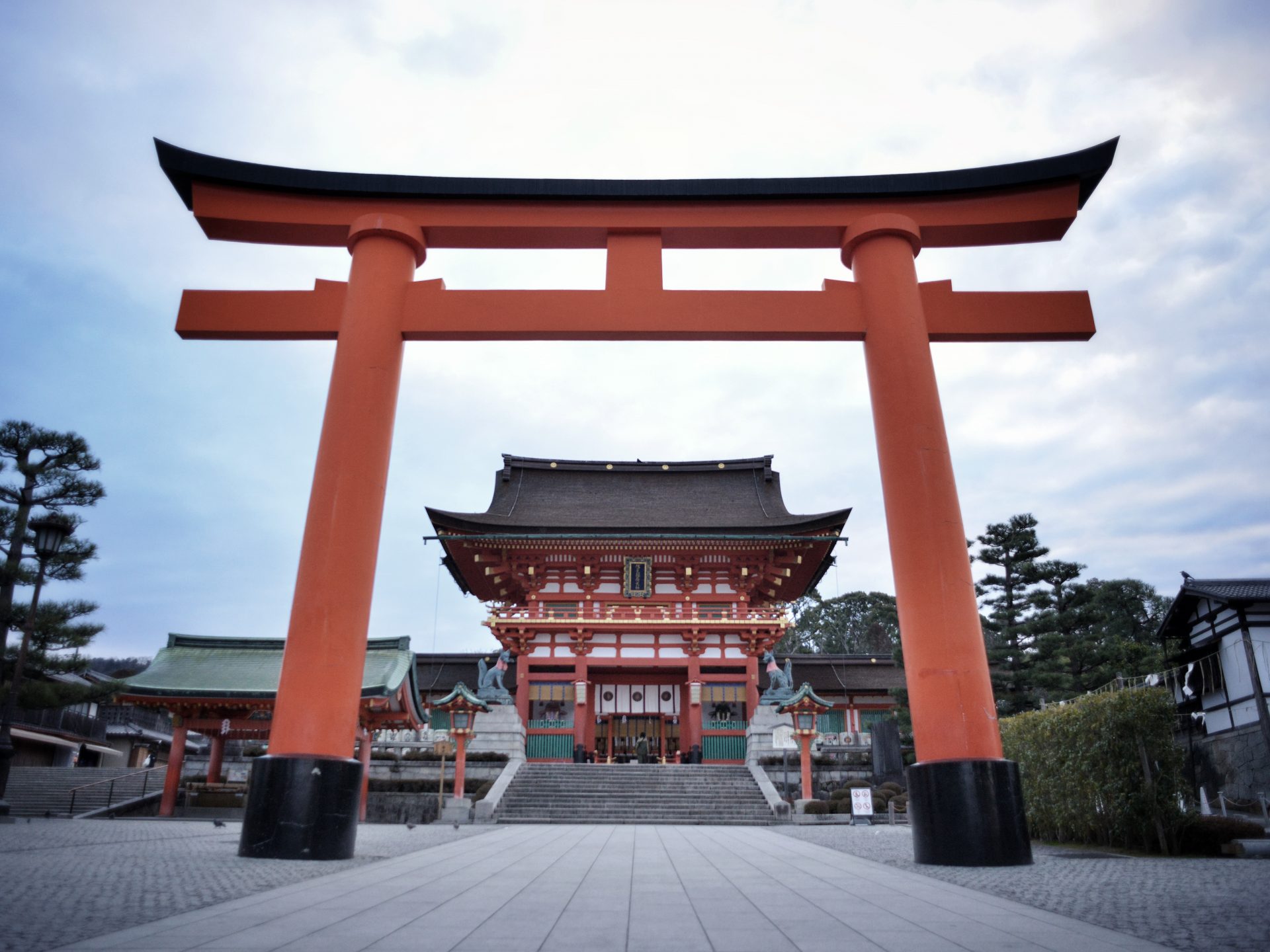 伏見稲荷大社　神社　京都