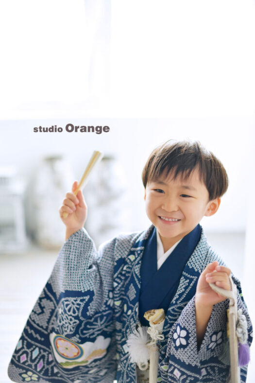 奈良市の写真スタジオ・スタジオオレンジで撮影した5歳男の子の七五三前撮り撮影　青い着物