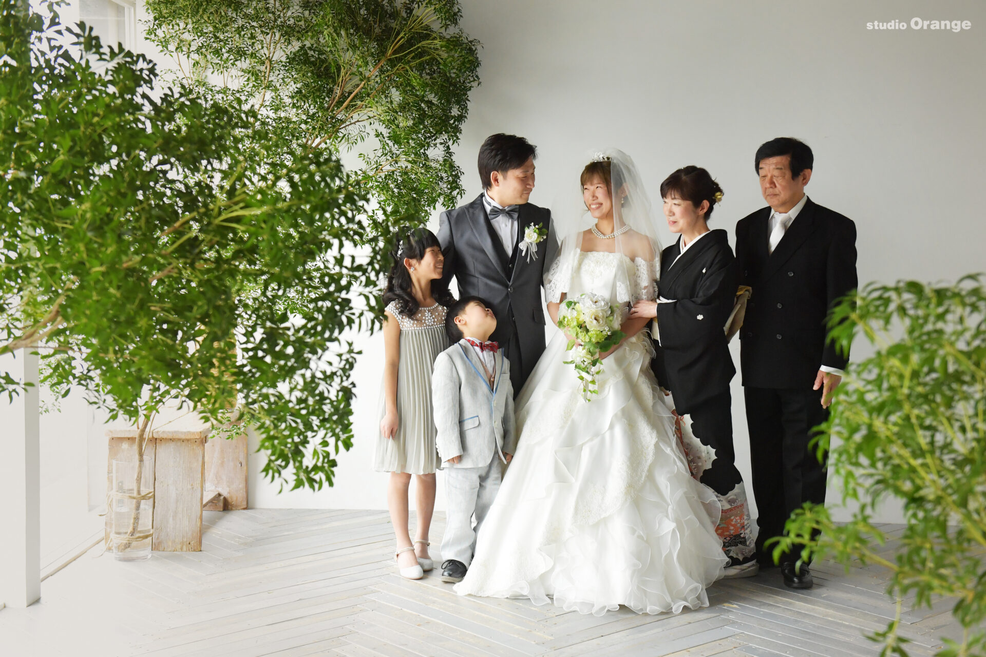 奈良市のフォトスタジオ・スタジオオレンジで撮影したウェディングフォト　パパ婚　ママ婚　家族写真撮影　結婚記念日
