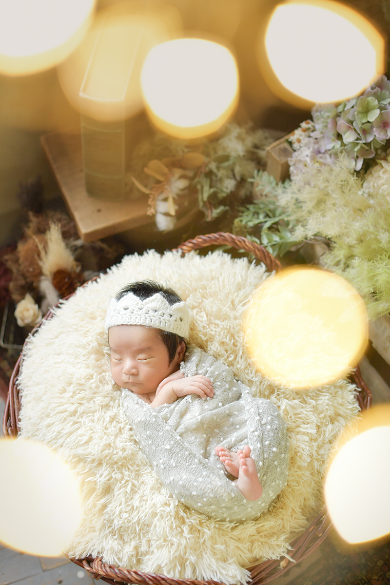 奈良市の写真館スタジオオレンジで撮影したニューボーンフォト 生後4日 男の子