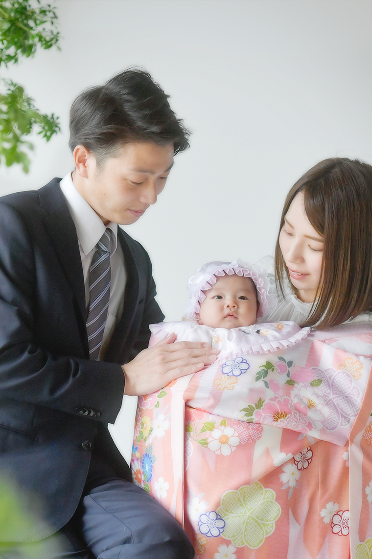 奈良市の写真館スタジオオレンジで撮影したお宮参り撮影　家族撮影
