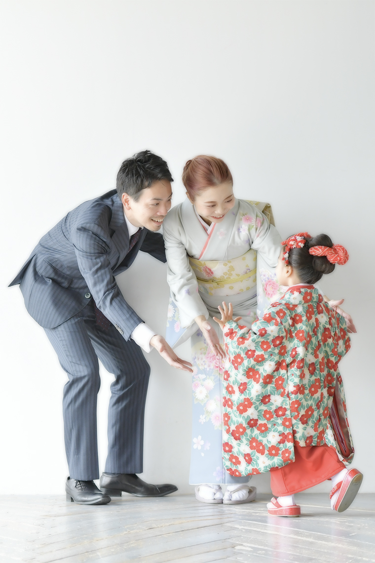 奈良市の写真館スタジオオレンジで撮影した七五三撮影 3歳女の子 家族写真