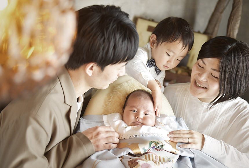 男の子のお宮参り家族写真