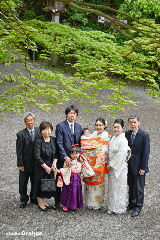 大神神社でのお宮参り出張撮影　お宮参り家族写真　1ヶ月女の子ベビー