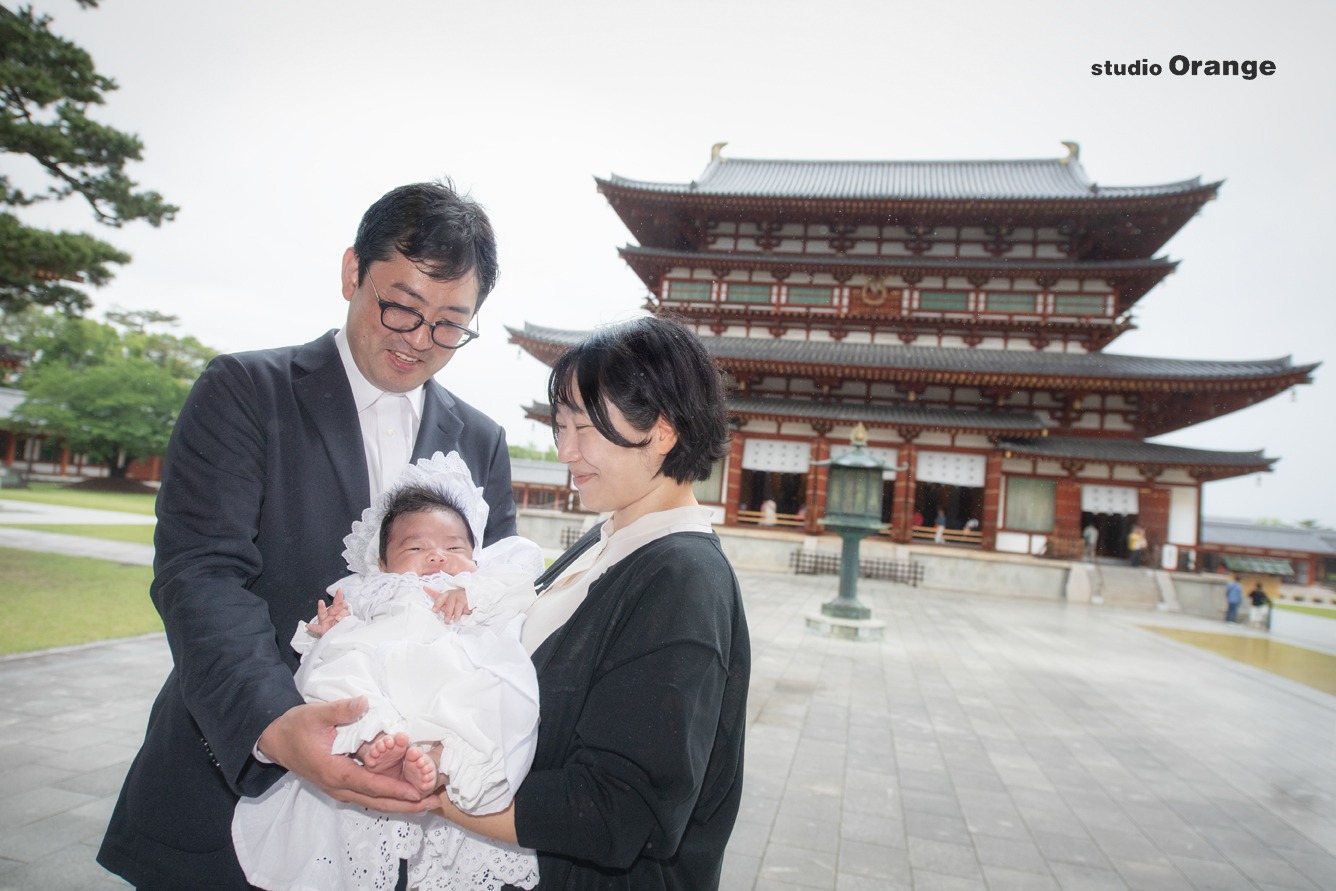 奈良・薬師寺の近くの休ヶ岡八幡宮でのお宮参り出張撮影